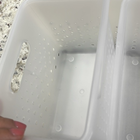 Target 3 count small storage bin - Picture 4 of 4